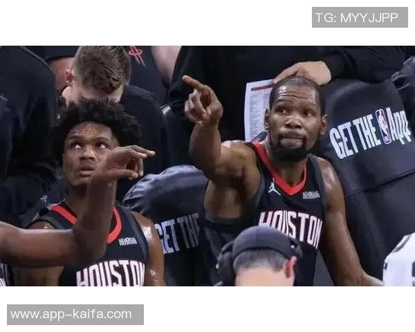 火箭遭遇惨败，骑士主场取得反弹胜利